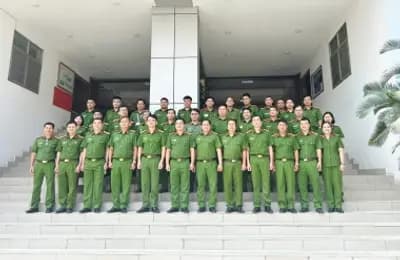 “Nâng cao hiệu quả sử dụng biện pháp vũ trang của lực lượng Công an nhân dân trong tình hình mới”