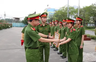 96 cán bộ, học viên Trường Đại học CSND được Bộ trưởng Bộ Công an tặng Bằng khen