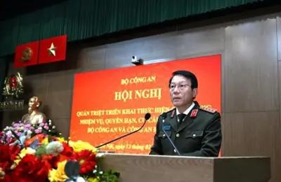 Khẩn trương sắp xếp, đưa mô hình tổ chức mới của Bộ Công an đi vào hoạt động hiệu năng, hiệu lực, hiệu quả