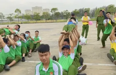 Sinh viên Đại học CSND “vui hết mình” trong Ngày đoàn viên