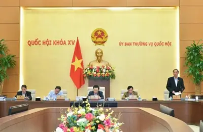 Nhất trí xây dựng và ban hành Luật đường bộ và Luật Trật tự an toàn giao thông đường bộ