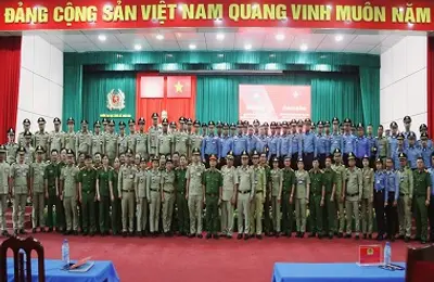 Khai giảng các khóa bồi dưỡng nghiệp vụ cho cán bộ Bộ nội vụ Vương quốc Campuchia
