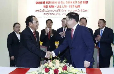 Mối quan hệ đặc biệt Việt Nam - Lào không ngừng phát triển và đơm hoa kết trái