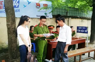 Trường Đại học CSND tổ chức làm thủ tục cho thí sinh dự thi đợt 2, kỳ thi tuyển sinh ĐH, CĐ năm 2014