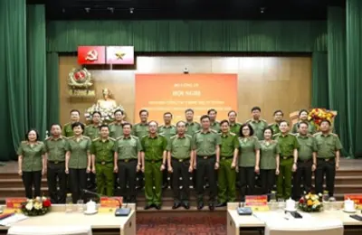 Giao ban công tác chính trị, tư tưởng trong Công an nhân dân 6 tháng đầu năm 2025
