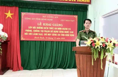 Bồi dưỡng kiến thức an ninh mạng và phòng, chống tội phạm sử dụng công nghệ cao