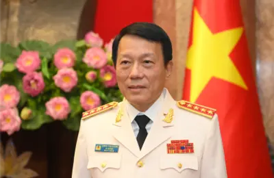 CÔNG AN NHÂN DÂN GƯƠNG MẪU, ĐI ĐẦU THỰC HIỆN CÁC CHỦ TRƯƠNG CỦA ĐẢNG, GÓP PHẦN CÙNG CẢ NƯỚC VỮNG BƯỚC VÀO KỶ NGUYÊN MỚI