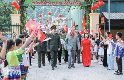 "Giữ vững an ninh quốc gia trong mọi tình huống; xây dựng xã hội trật tự, kỷ cương, an toàn, lành mạnh"