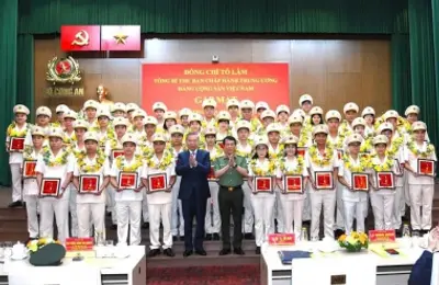 Khắc ghi lời dạy của Bác, ra sức thi đua, thực hiện thắng lợi mọi nhiệm vụ chính trị, xứng đáng với niềm tin yêu của Đảng, Nhà nước và Nhân dân