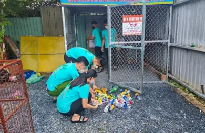 “Ngôi nhà thu gom rác thải nhựa”