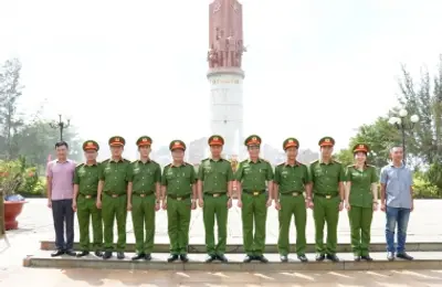 Đoàn công tác Trường Đại học CSND tri ân các Anh hùng - Liệt sĩ và thăm gia đình chính sách tại tỉnh Tây Ninh