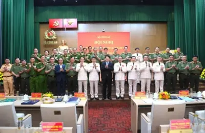 Tuyệt đối "không để ngắt quãng, gián đoạn công việc, không để bỏ trống, điểm mù, vùng lõm địa bàn tội phạm"