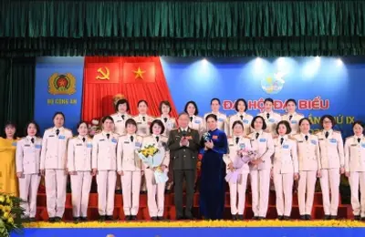 Những đóng góp quan trọng của phụ nữ Công an trong sự nghiệp bảo vệ an ninh, trật tự
