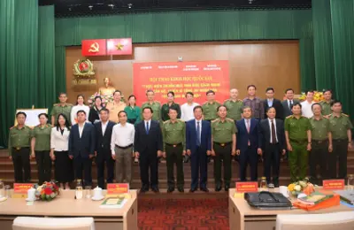 “Thực hiện chuẩn mực đạo đức cách mạng của cán bộ, chiến sĩ Công an nhân dân trong giai đoạn mới”