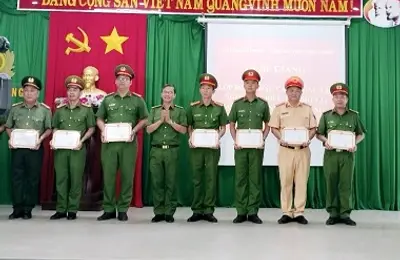 Bế giảng lớp bồi dưỡng cấp chứng chỉ Nghiệp vụ điều tra mở tại Công an tỉnh Kiên Giang