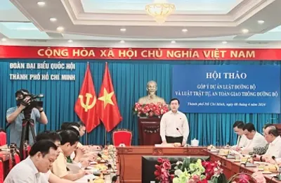 Hội thảo góp ý Dự án luật Đường bộ và Luật Trật tự, an toàn giao thông đường bộ