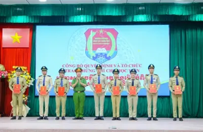Bế giảng 2 lớp đào tạo, bồi dưỡng cho cán bộ thuộc Bộ Nội vụ Vương quốc Campuchia