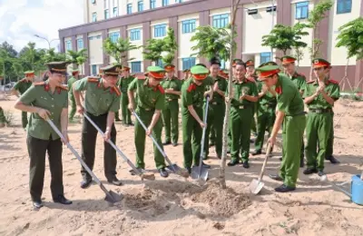 Phát động “Tết trồng cây đời đời nhớ ơn Bác Hồ”