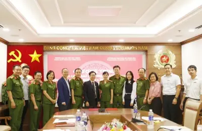 Phòng Quản lý Nghiên cứu khoa học, Trường Đại học CSND và Phòng Quản lý phát triển khoa học công nghệ, Trường Đại học Tôn Đức Thắng giao lưu, trao đổi kinh nghiệm