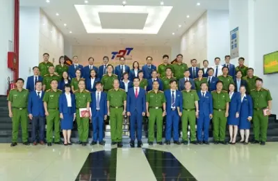 Trường Đại học CSND và Trường Đại học Tôn Đức Thắng ký kết giao ước hợp tác