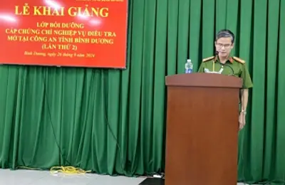 Khai giảng lớp bồi dưỡng cấp chứng chỉ nghiệp vụ điều tra mở tại Công an tỉnh Bình Dương