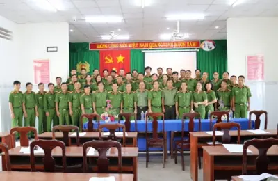 Khai giảng lớp bồi dưỡng cấp chứng chỉ Nghiệp vụ điều tra mở tại Công an tỉnh Kiên Giang