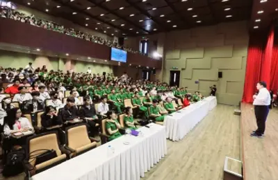 Giao lưu tác giả - tác phẩm với chủ đề “Thư cho em”
