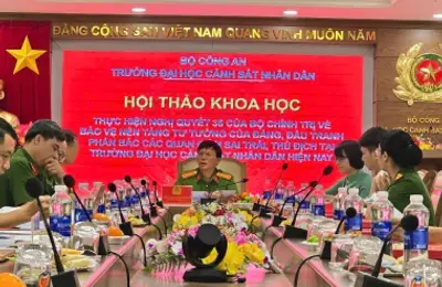 Nâng cao hiệu quả thực hiện Nghị quyết 35 của Bộ Chính trị về bảo vệ  nền tảng của Đảng, đấu tranh phản bác các quan điểm sai trái,  thù địch tại Trường Đại học CSND