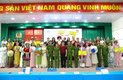 Rộn ràng Ngày hội chị em phụ nữ Trường Đại học CSND