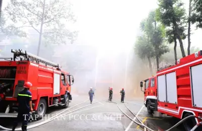 Thực tập phương án chữa cháy và cứu nạn, cứu hộ tại điểm đào tạo phường Linh Xuân