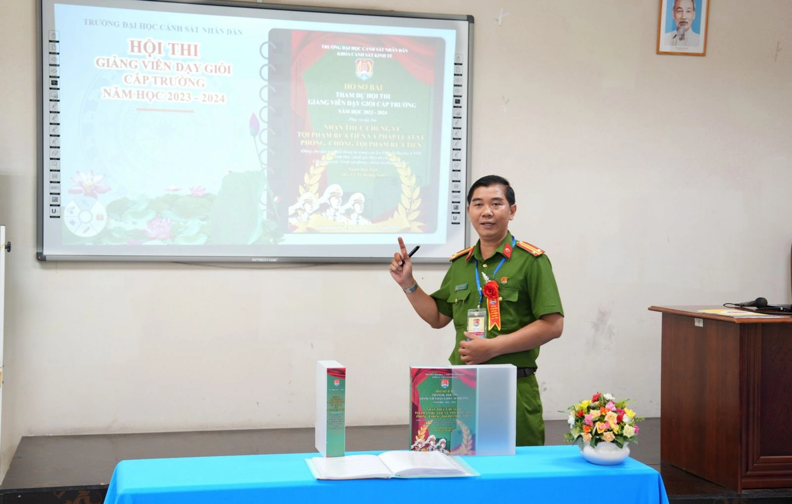 TRƯỜNG ĐẠI HỌC CẢNH SÁT NHÂN DÂN